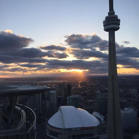 Ihost Suites Ice Condo Toronto Esterno foto