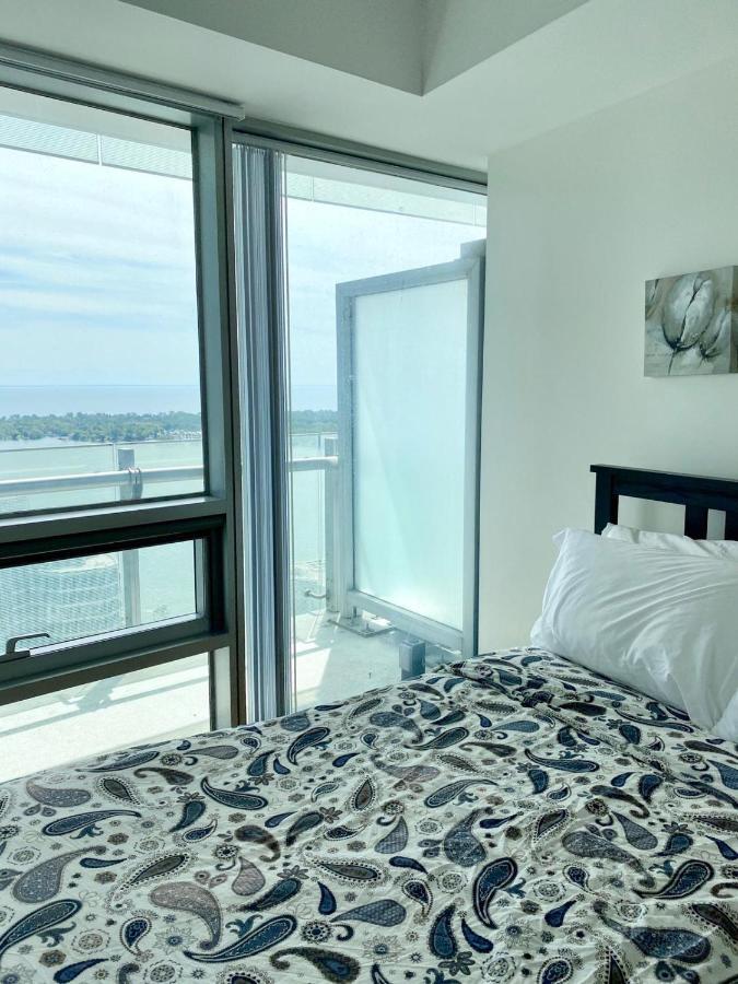 Ihost Suites Ice Condo Toronto Esterno foto