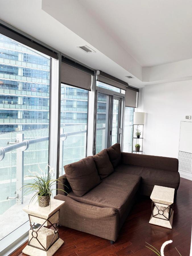 Ihost Suites Ice Condo Toronto Esterno foto