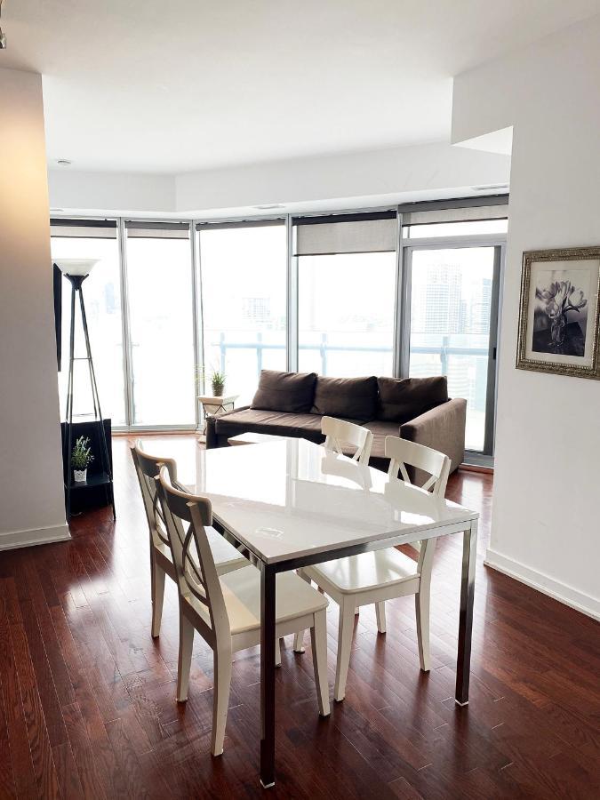 Ihost Suites Ice Condo Toronto Esterno foto