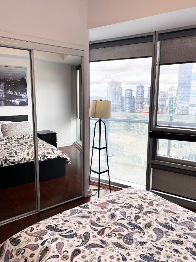 Ihost Suites Ice Condo Toronto Esterno foto