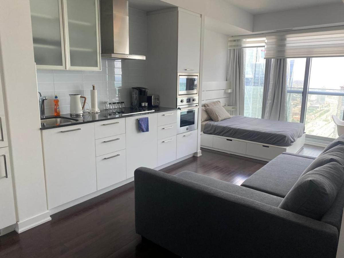 Ihost Suites Ice Condo Toronto Esterno foto